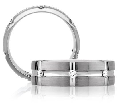 Grooved Modern Spoke Men's Diamond Ring