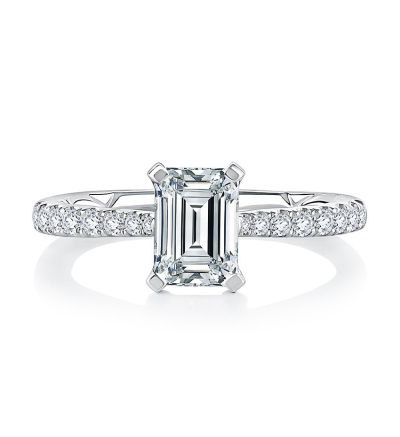 Tapered Emerald Cut Diamond Pavé Engagement Ring With Quilts™ Interior