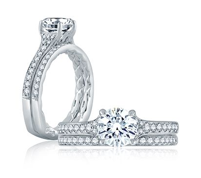 Quilted Antique Inspired Look Round Diamond Center Engagement Ring