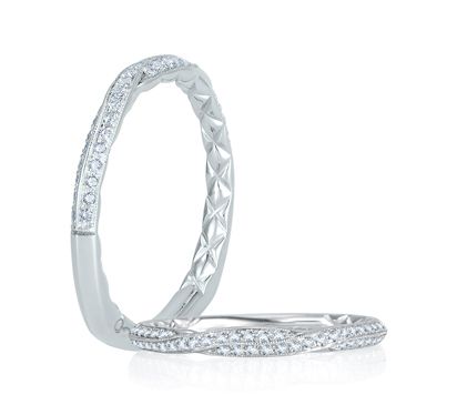 Exquisite Delicate Quilted Anniversary Band