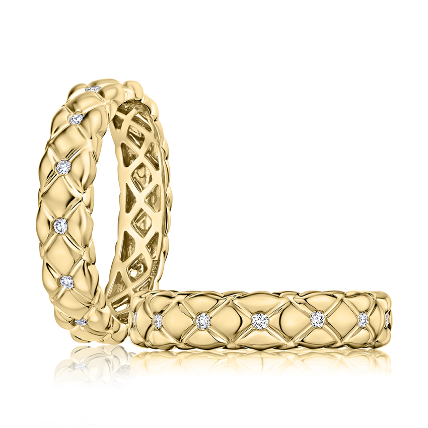 Quilted wide band with diamonds