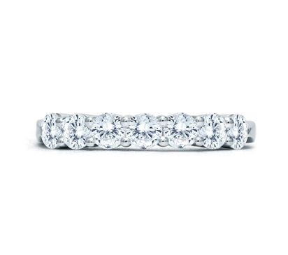 Dazzling Seven Stone Prong Quilted Anniversary Band